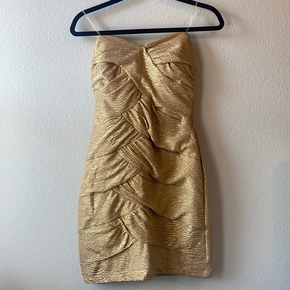 Stunning gold dress
